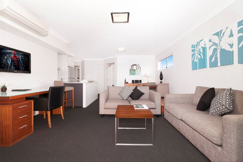 Hotel Chino - Accommodation Sunshine Coast 2