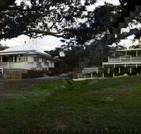 Loughmore House and Cottage - Accommodation Sunshine Coast