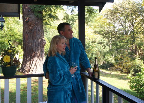 Olinda Country Cottages - Accommodation Sunshine Coast 1