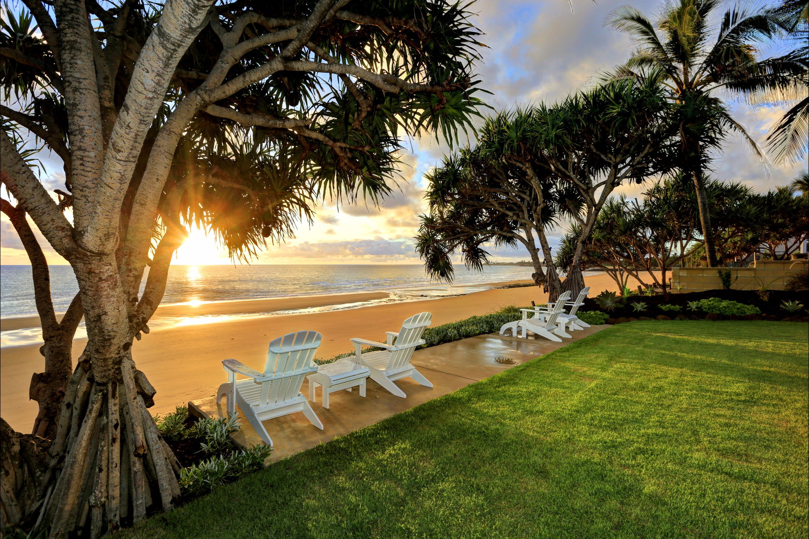 South Kolan QLD Accommodation Sunshine Coast