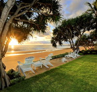 ZEN Beach Retreat - Accommodation Sunshine Coast