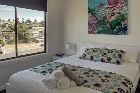 AART Apartments - Accommodation Sunshine Coast 0