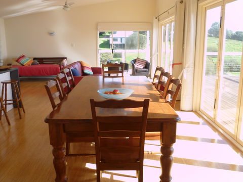 Ashendens At Penneshaw - Accommodation Sunshine Coast 2