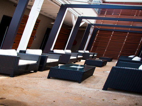 Crossroads Hotel - Accommodation Sunshine Coast 0