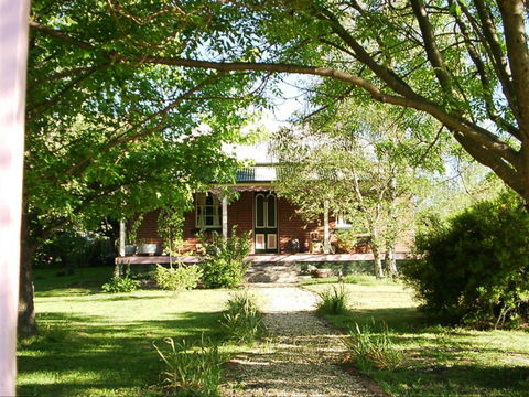 Dingle Bed And Breakfast - Accommodation Sunshine Coast 0