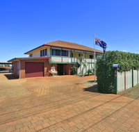 Dunelm House Bed and Breakfast - Accommodation Sunshine Coast