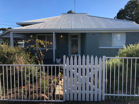 Jacks House '2' B&B Clare - Accommodation Sunshine Coast 0