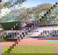 Lemon Gum Retreat - Accommodation Sunshine Coast