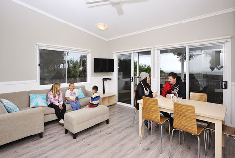 NRMA Portland Bay Holiday Park - Accommodation Sunshine Coast 2