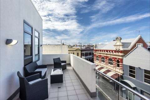 Quality Suites Fremantle - Accommodation Sunshine Coast 0