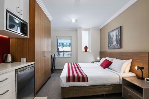 Quality Suites Camperdown - Accommodation Sunshine Coast 1