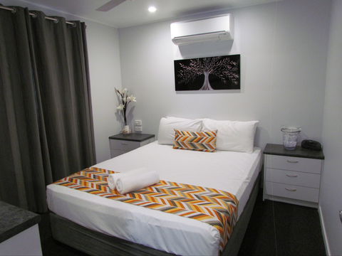 Alex Beach Cabins And Tourist Park - Accommodation Sunshine Coast 2