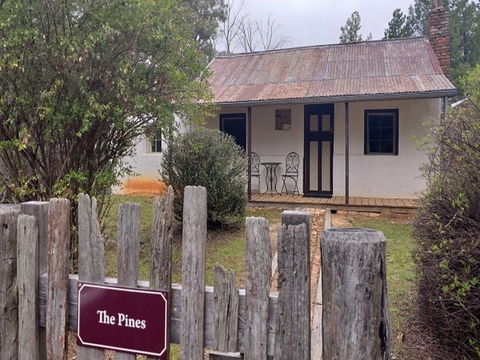 Hill End Pines Cottage - Accommodation Sunshine Coast 0