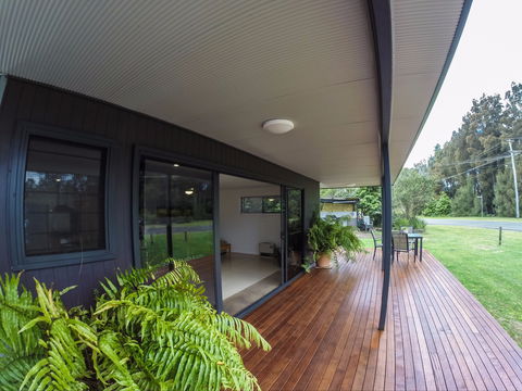 Rocketz At Berrara Beach - Accommodation Sunshine Coast 1