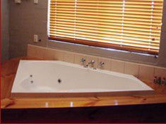 Bremer Bay Resort - Accommodation Sunshine Coast 0