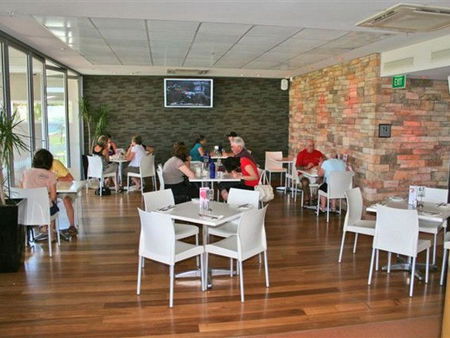 Clarion Suites Mullaloo - Accommodation Sunshine Coast 1