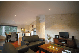 Acacia Chalets - Accommodation Sunshine Coast 4