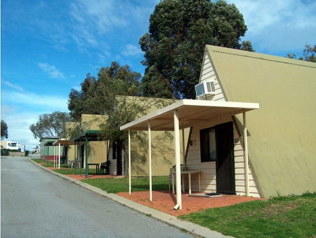 Dawesville Holiday Village - Accommodation Sunshine Coast 2