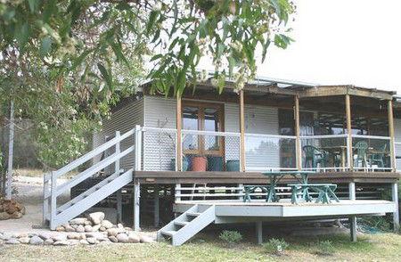 Mullimburra Beach House - Accommodation Sunshine Coast 3