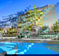 Akama Resort - Accommodation Sunshine Coast