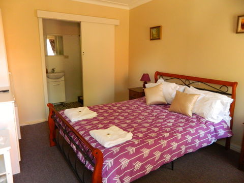 Beaufort House - Accommodation Sunshine Coast 0