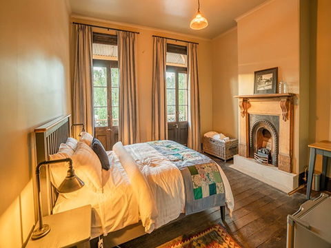 Hosies - Accommodation Sunshine Coast 1