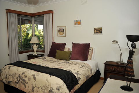 Rosetta's Garden Guesthouse - Accommodation Sunshine Coast 2