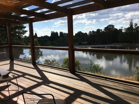 The Lakehouse Beechworth - Accommodation Sunshine Coast 0