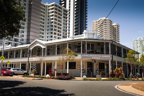 Coolangatta Sands Hotel - Accommodation Sunshine Coast 0