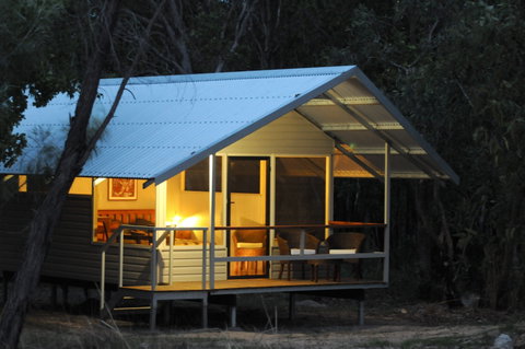 Davidsons Arnhemland Safari Lodge - Accommodation Sunshine Coast 0