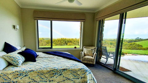 Eagle Rock Retreat - Accommodation Sunshine Coast 1