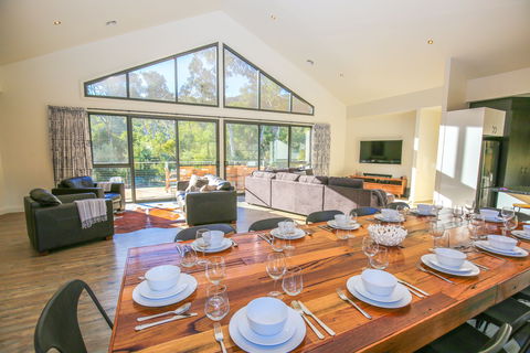 Northern Exposure - Bright - Accommodation Sunshine Coast 0