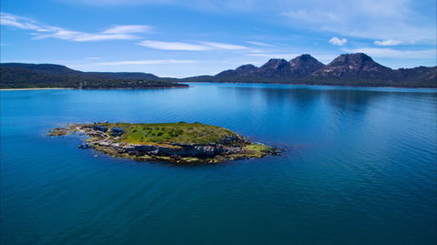 Picnic Island - Accommodation Sunshine Coast 2