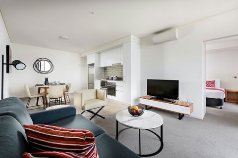 Ramada By Wyndham Vetroblu Scarborough Beach - Accommodation Sunshine Coast 1