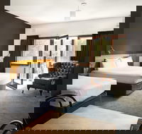 Riverview Hotel