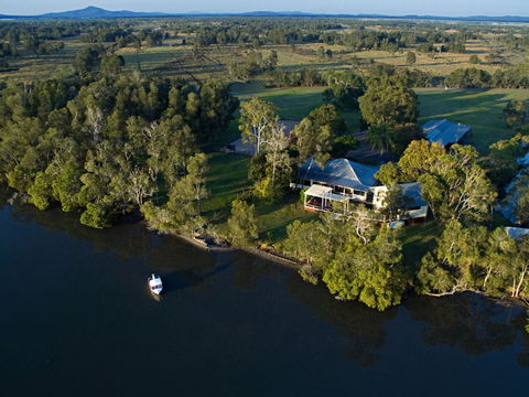 Riverside Holiday Retreat Yamba - Accommodation Sunshine Coast 0