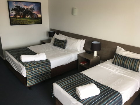 Sugar Country Motor Inn - Accommodation Sunshine Coast 0
