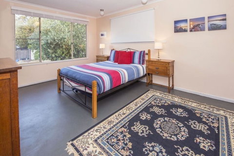 Swell Shack - Accommodation Sunshine Coast 2