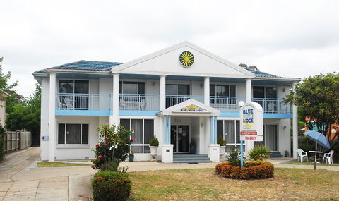 Blue And White Lodge - Accommodation Sunshine Coast 0
