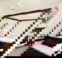 Cawarra on the Park - Accommodation Sunshine Coast