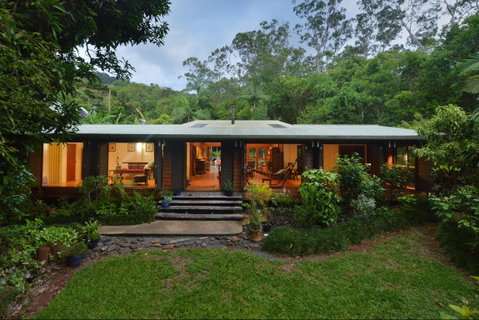Cow Bay Homestay Bed And Breakfast - Accommodation Sunshine Coast 0