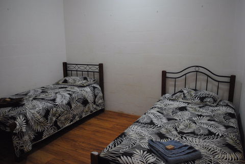 East Arnhem Real Estate - 6B Isal - Accommodation Sunshine Coast 2