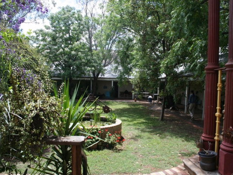 Gidgee Guesthouse - Accommodation Sunshine Coast 1