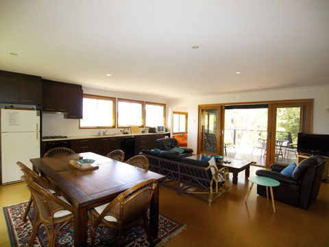 Kookaburra Dreaming - Accommodation Sunshine Coast 1