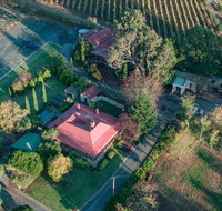 Mt Bera Vineyard Cottage BnB - Accommodation Sunshine Coast