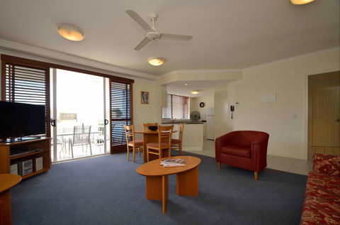 Myconos Resort - Accommodation Sunshine Coast 2