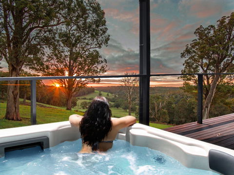 Scarlet Woods Chalet - Accommodation Sunshine Coast 0