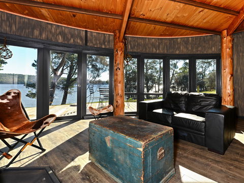 Taylors Bay Cottage - Accommodation Sunshine Coast 2