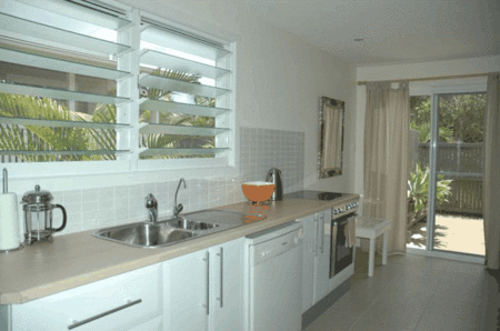 Abachi 1 Bedroom Apartment - thumb 4