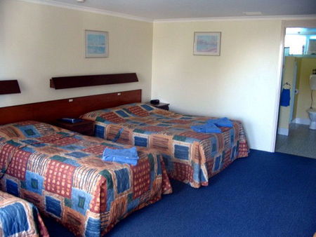 Opal Motel - Accommodation Sunshine Coast 2